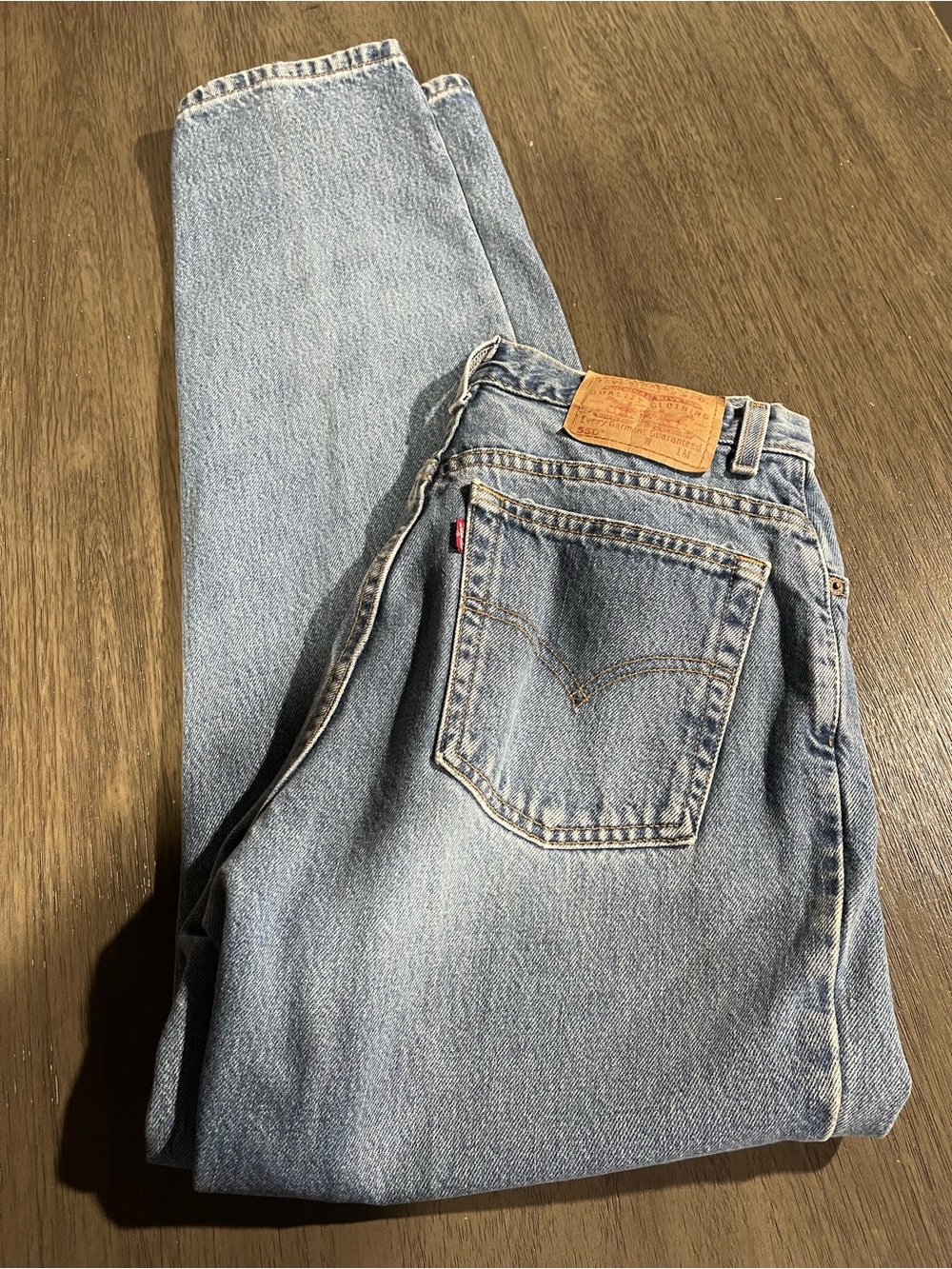 Levi’s 550 Women’s Sz 10 Relaxed Fit Tapered Leg Jeans